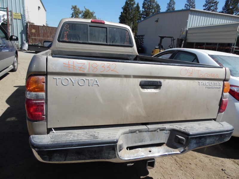 2002 TOYOTA TACOMA PRERUNNER BEIGE XTRA CAB 2.7L AT 2WD Z18332